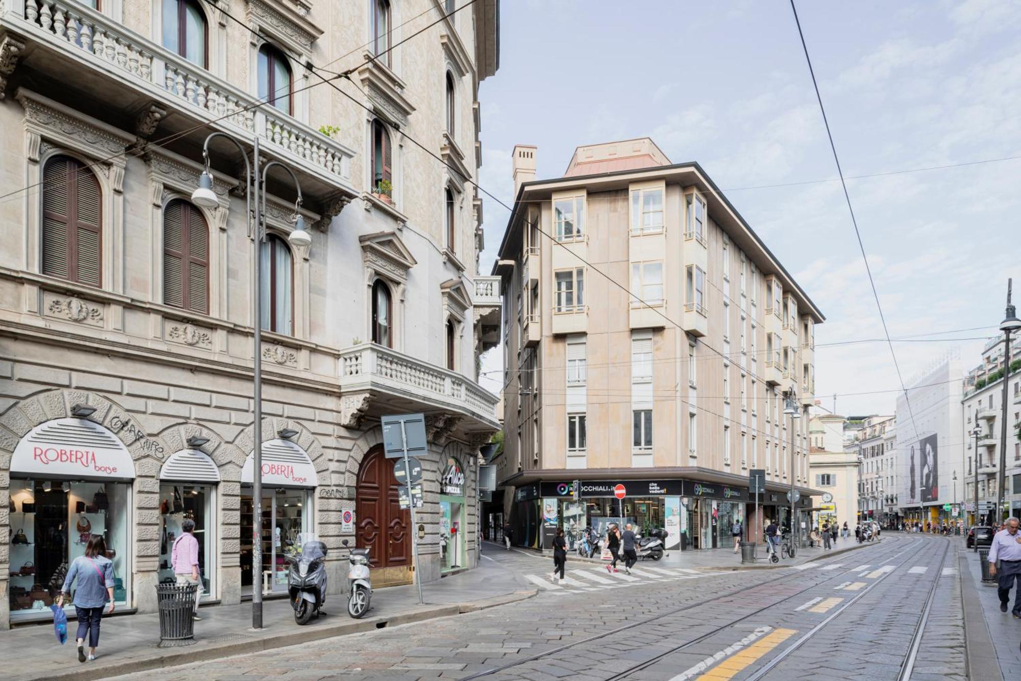 Easylife - Accogliente Monolocale In Via Torino, Posizione Perfetta Per Scoprire La Citta Lägenhet Milano Exteriör bild